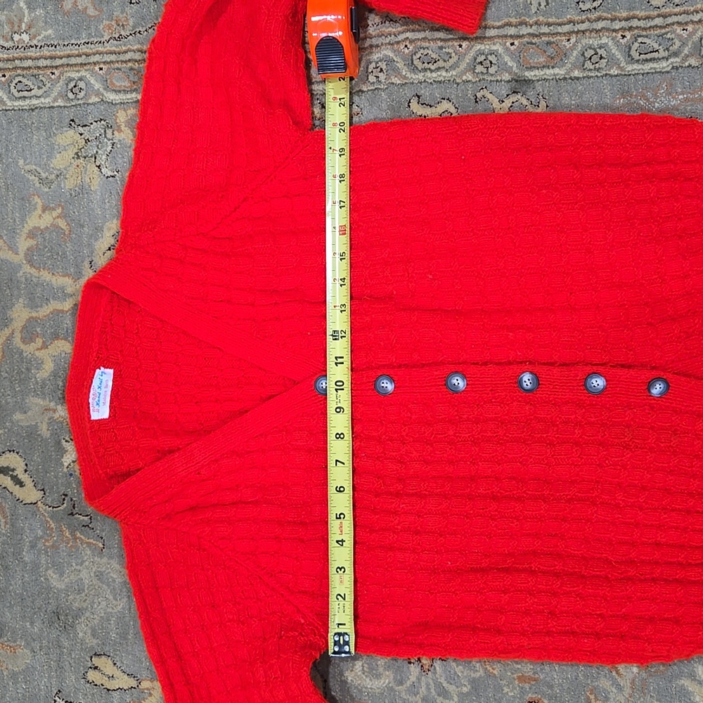 Hand knit red cardigan - Picture 9 of 11